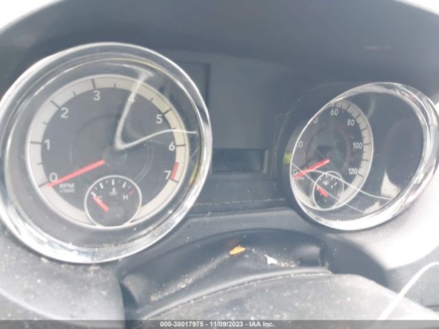 Photo 6 VIN: 2C4RDGBG8HR786677 - DODGE GRAND CARAVAN 