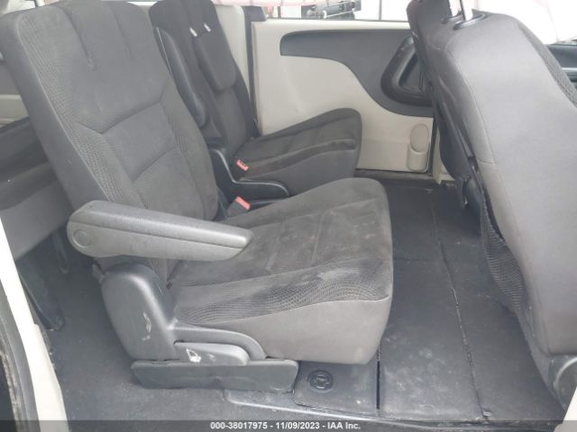 Photo 7 VIN: 2C4RDGBG8HR786677 - DODGE GRAND CARAVAN 