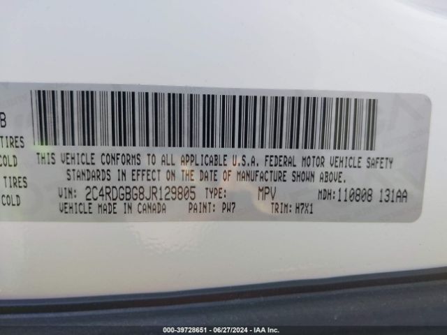 Photo 8 VIN: 2C4RDGBG8JR129805 - DODGE GRAND CARAVAN 