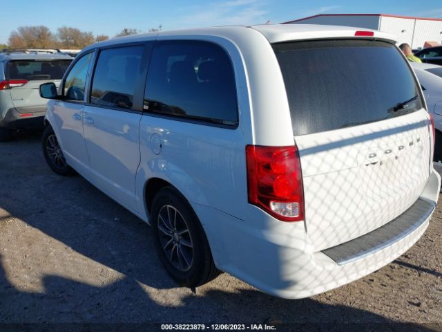 Photo 2 VIN: 2C4RDGBG8JR140948 - DODGE GRAND CARAVAN 