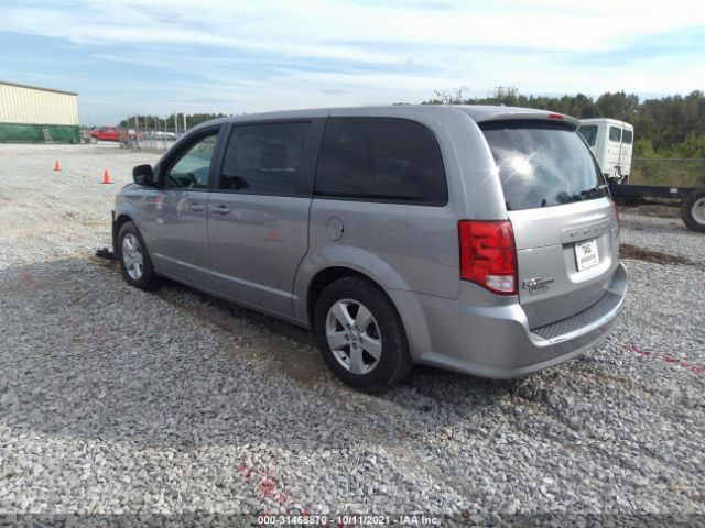 Photo 2 VIN: 2C4RDGBG8JR230892 - DODGE GRAND CARAVAN 