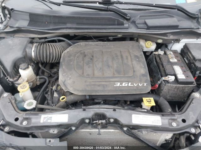 Photo 9 VIN: 2C4RDGBG8KR522110 - DODGE GRAND CARAVAN 