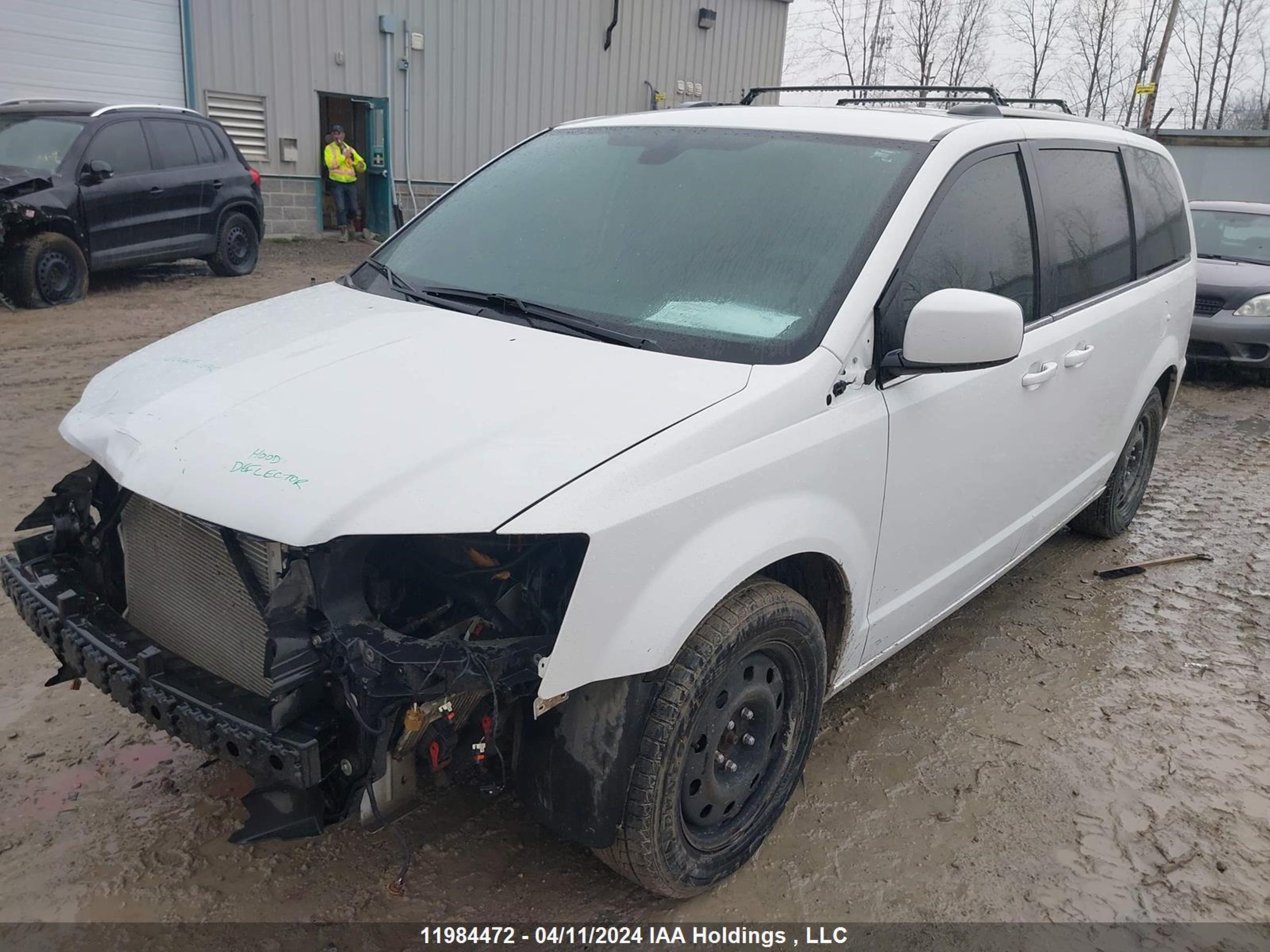 Photo 1 VIN: 2C4RDGBG8KR734747 - DODGE CARAVAN 