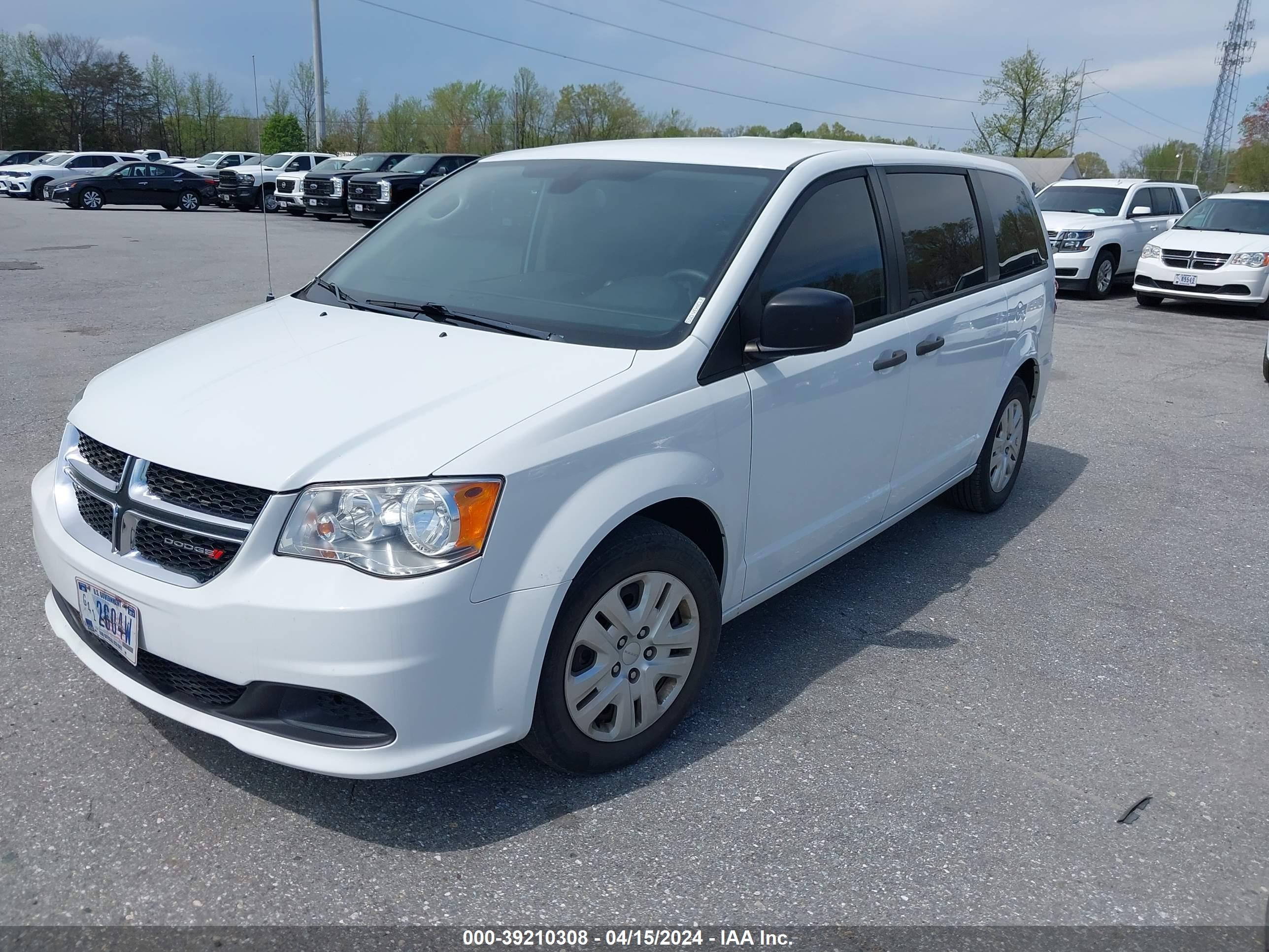 Photo 1 VIN: 2C4RDGBG8KR742430 - DODGE CARAVAN 