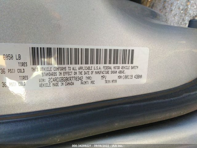 Photo 8 VIN: 2C4RDGBG8KR770342 - DODGE GRAND CARAVAN 