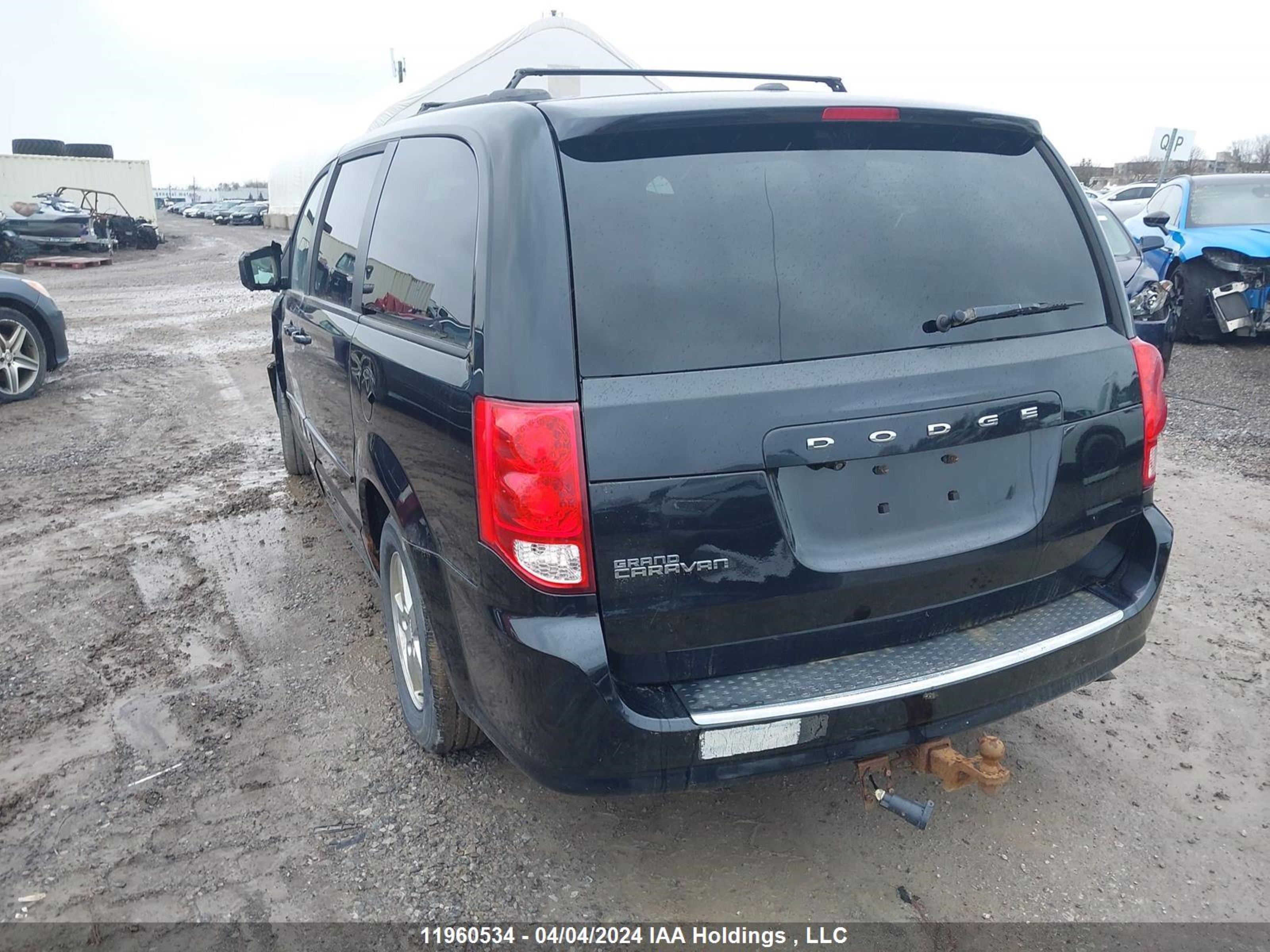 Photo 2 VIN: 2C4RDGBG9CR311645 - DODGE CARAVAN 