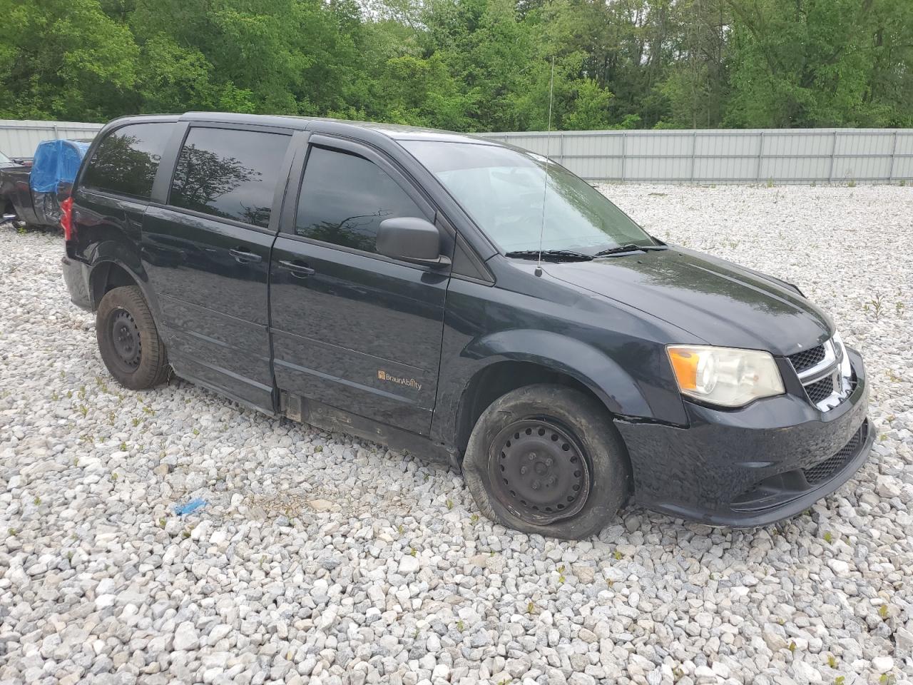 Photo 3 VIN: 2C4RDGBG9CR324802 - DODGE CARAVAN 