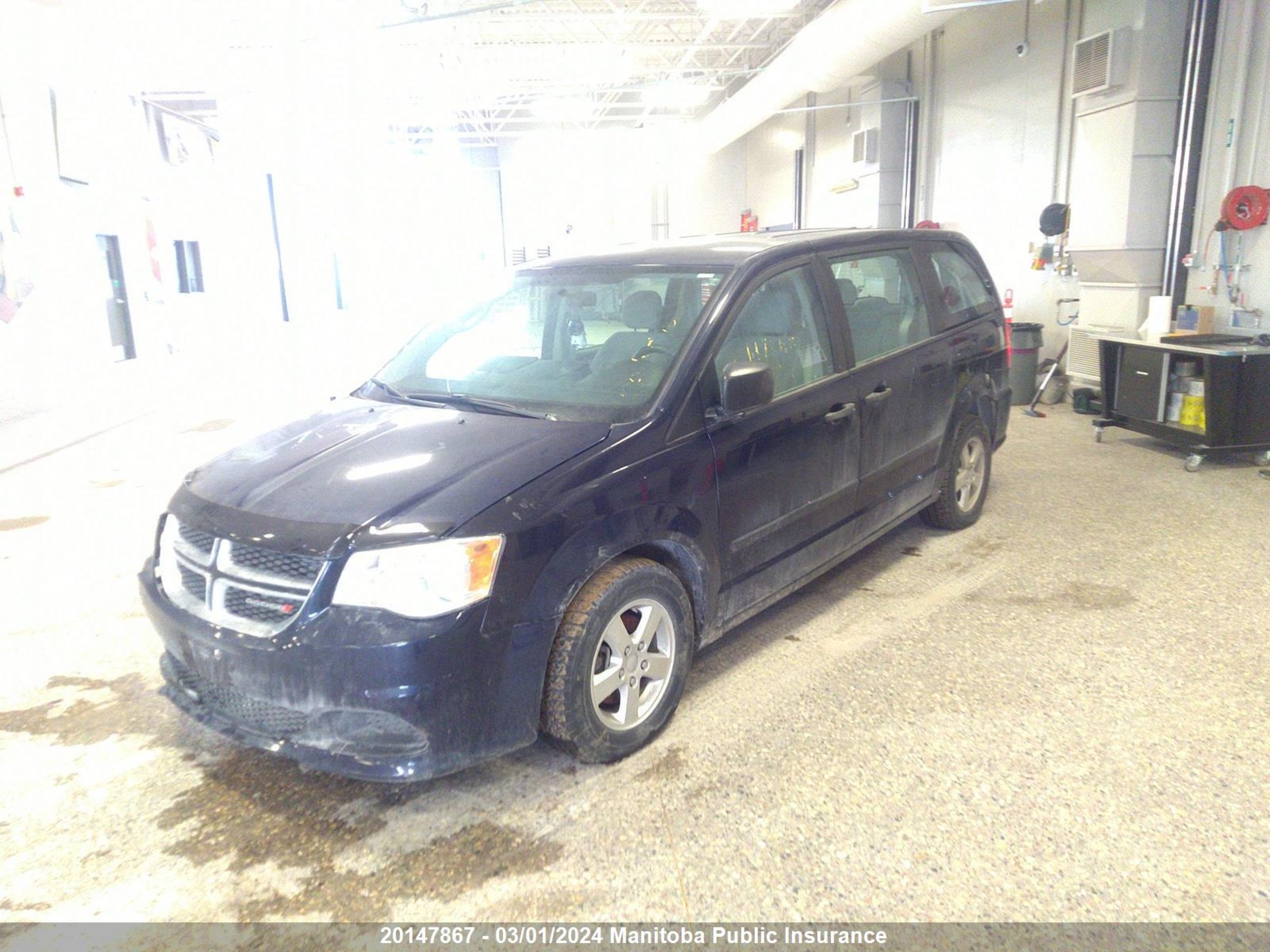 Photo 1 VIN: 2C4RDGBG9DR639892 - DODGE CARAVAN 