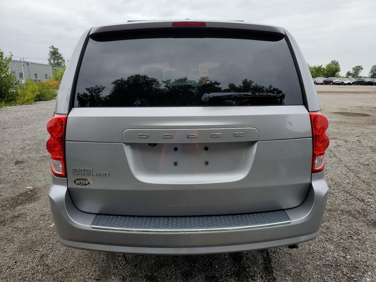 Photo 5 VIN: 2C4RDGBG9DR665358 - DODGE CARAVAN 