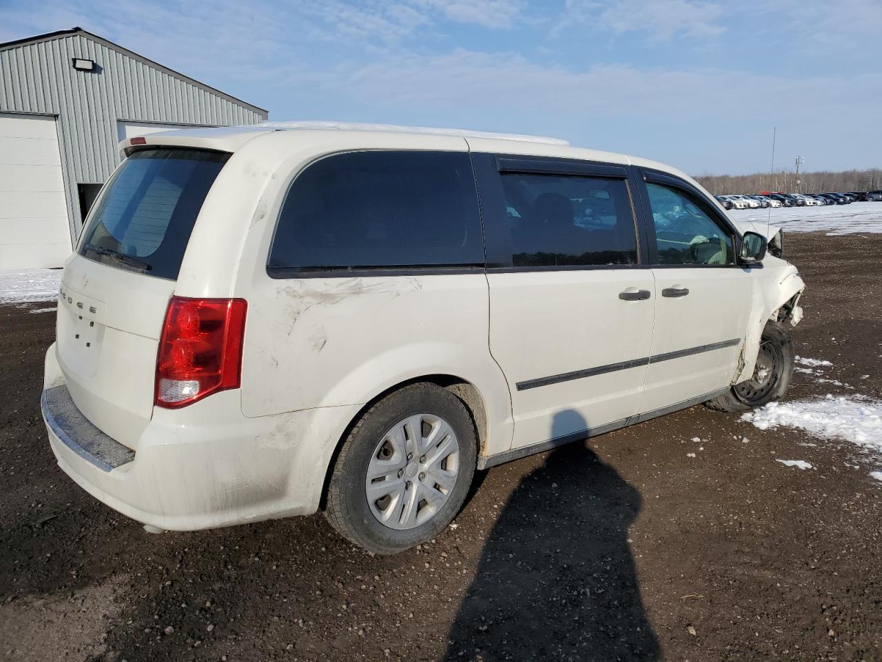 Photo 2 VIN: 2C4RDGBG9DR703350 - DODGE CARAVAN 