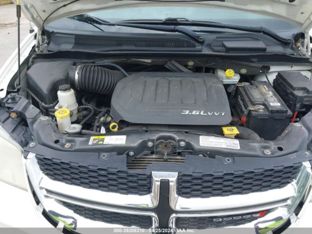 Photo 9 VIN: 2C4RDGBG9DR710251 - DODGE GRAND CARAVAN 