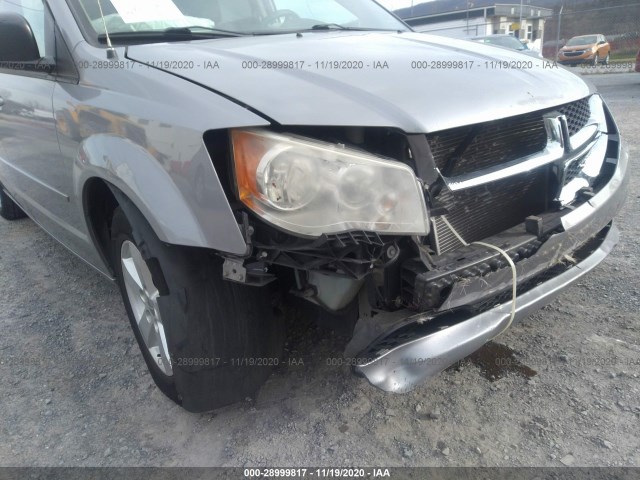 Photo 5 VIN: 2C4RDGBG9DR760759 - DODGE GRAND CARAVAN 