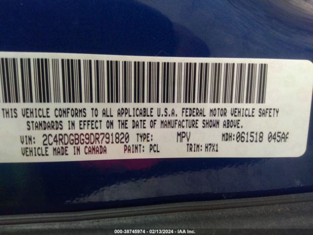 Photo 8 VIN: 2C4RDGBG9DR791820 - DODGE GRAND CARAVAN 