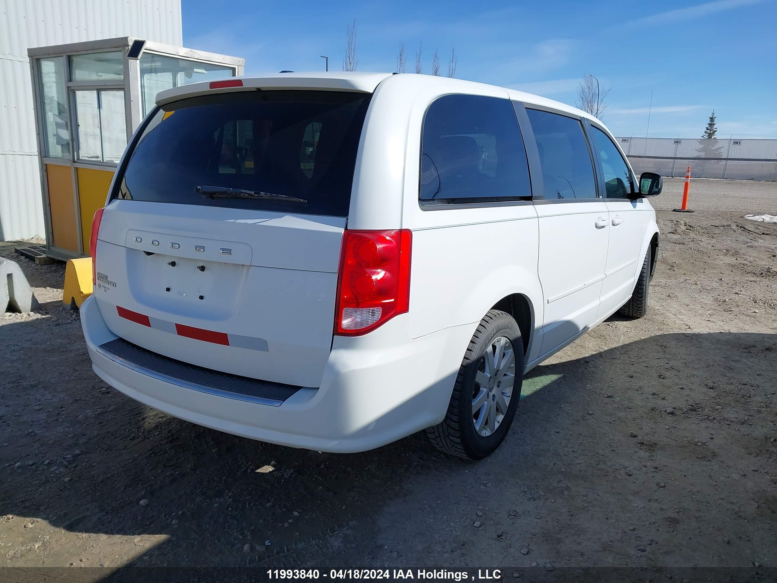 Photo 3 VIN: 2C4RDGBG9ER145274 - DODGE CARAVAN 