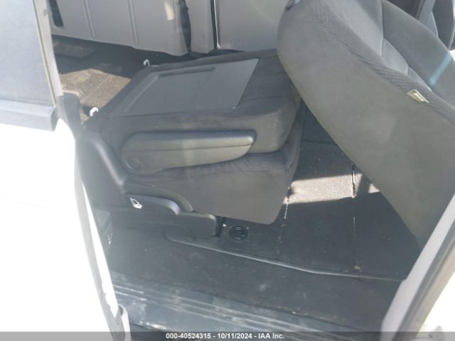 Photo 7 VIN: 2C4RDGBG9FR570009 - DODGE GRAND CARAVAN 