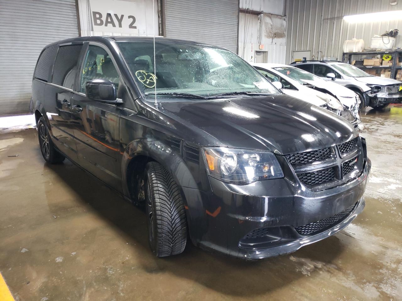 Photo 3 VIN: 2C4RDGBG9FR685144 - DODGE CARAVAN 