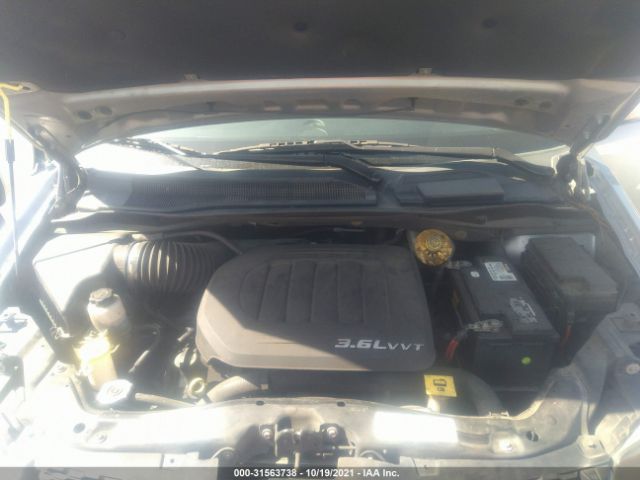 Photo 9 VIN: 2C4RDGBG9FR705070 - DODGE GRAND CARAVAN 