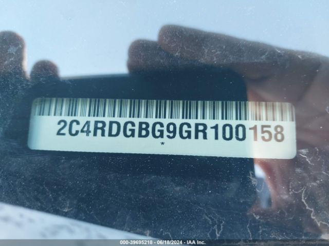 Photo 8 VIN: 2C4RDGBG9GR100158 - DODGE GRAND CARAVAN 