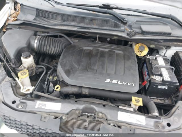 Photo 9 VIN: 2C4RDGBG9GR228450 - DODGE GRAND CARAVAN 