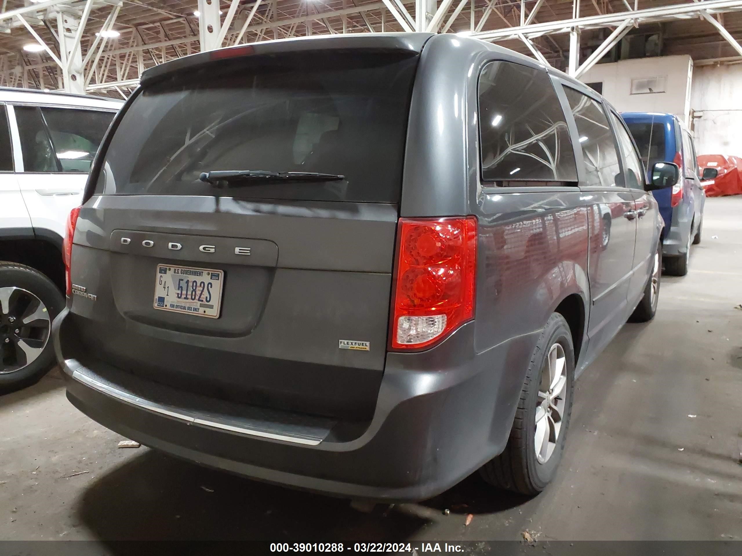 Photo 3 VIN: 2C4RDGBG9GR395617 - DODGE CARAVAN 