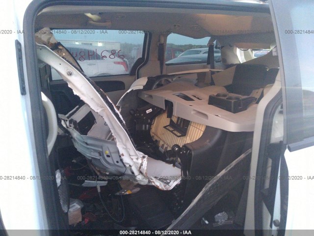 Photo 7 VIN: 2C4RDGBG9HR548482 - DODGE GRAND CARAVAN 