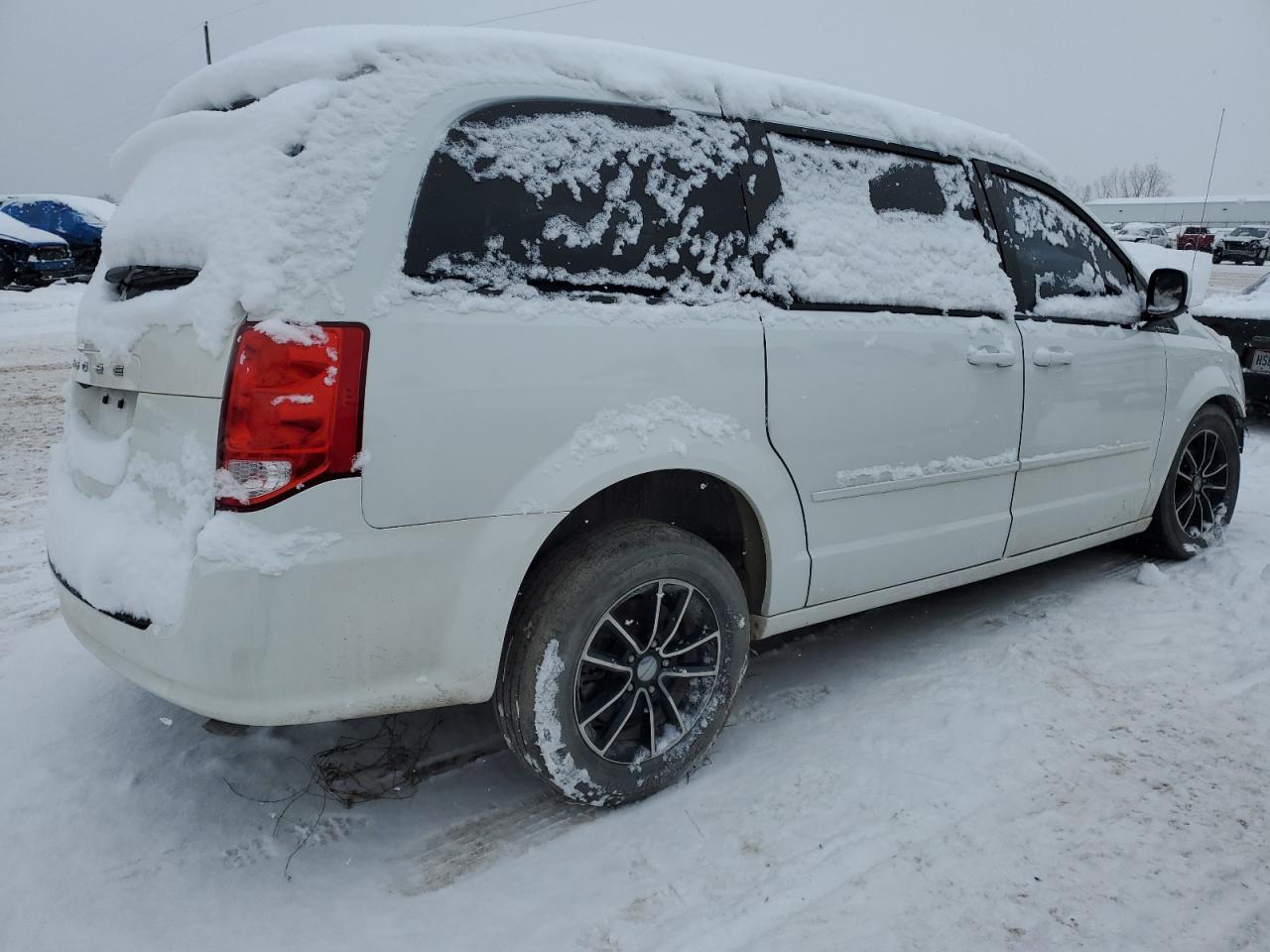 Photo 2 VIN: 2C4RDGBG9HR606963 - DODGE CARAVAN 