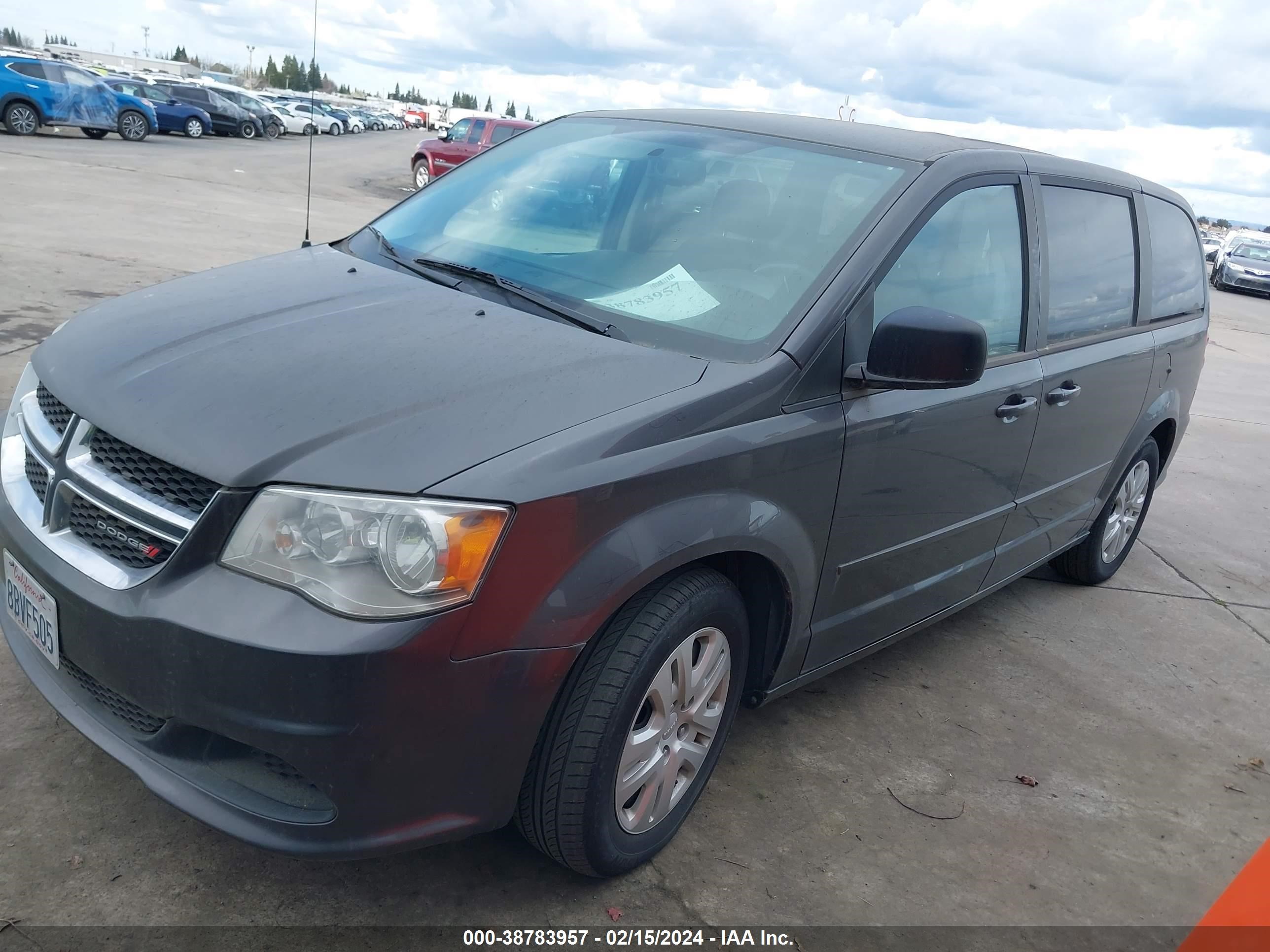 Photo 1 VIN: 2C4RDGBG9HR736760 - DODGE CARAVAN 