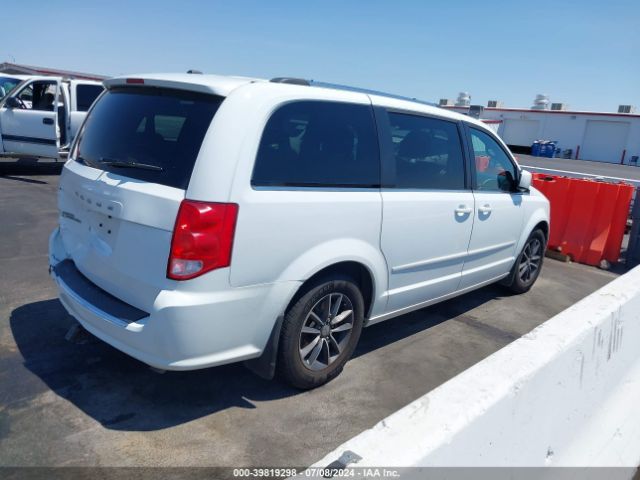 Photo 3 VIN: 2C4RDGBG9HR872984 - DODGE GRAND CARAVAN 