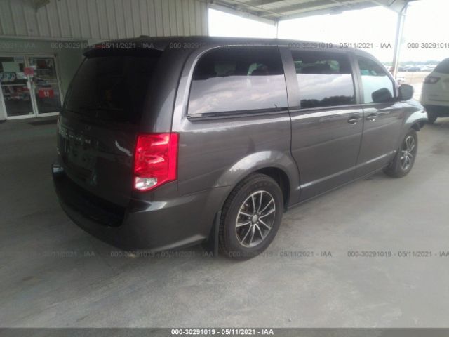 Photo 3 VIN: 2C4RDGBG9JR166684 - DODGE GRAND CARAVAN 