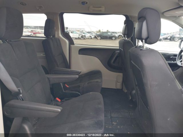 Photo 7 VIN: 2C4RDGBG9JR177300 - DODGE GRAND CARAVAN 