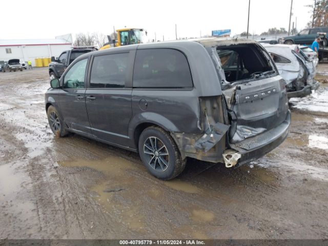 Photo 2 VIN: 2C4RDGBG9JR273279 - DODGE GRAND CARAVAN 