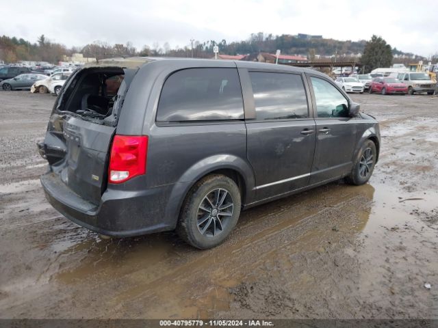 Photo 3 VIN: 2C4RDGBG9JR273279 - DODGE GRAND CARAVAN 