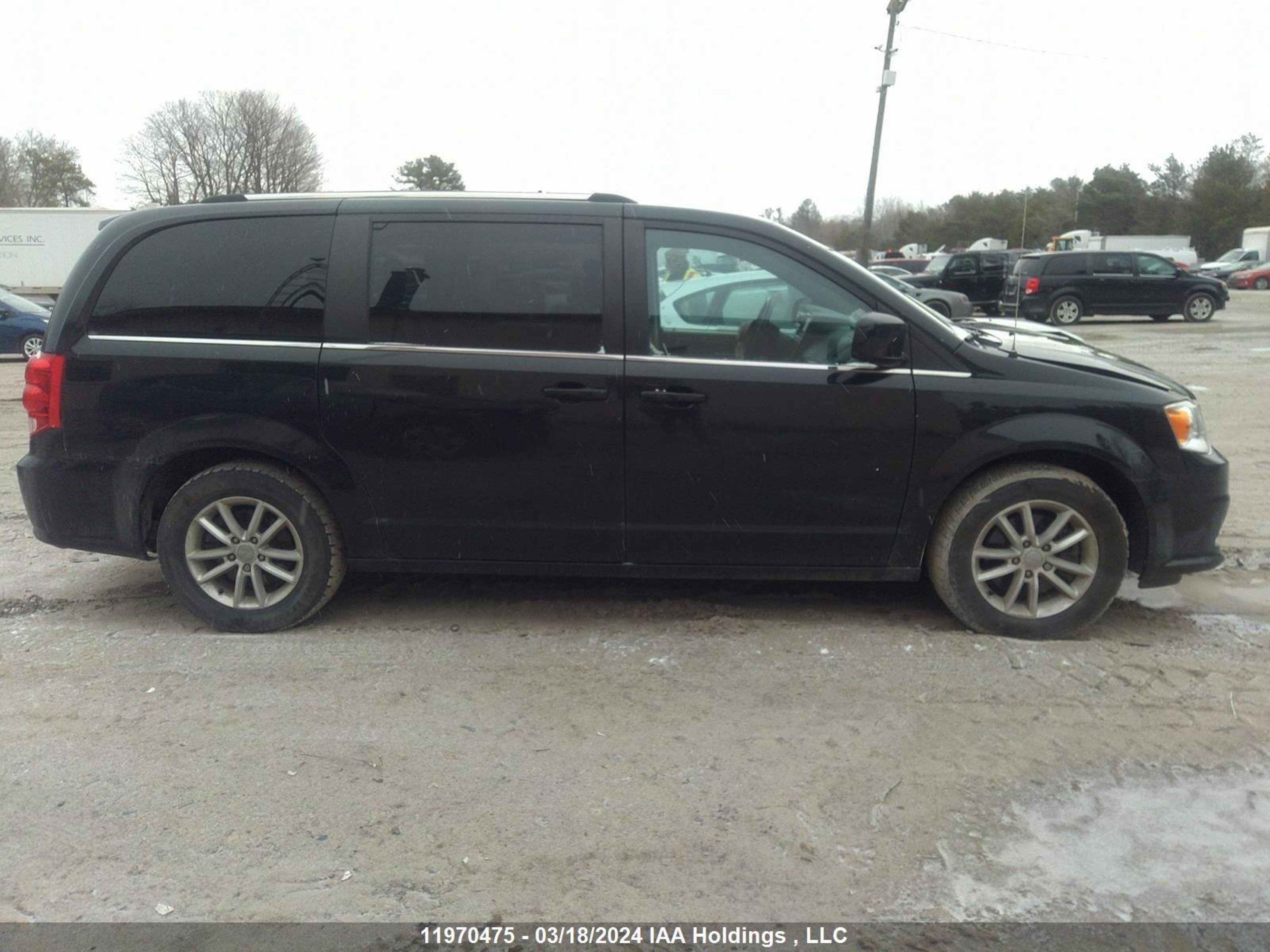 Photo 12 VIN: 2C4RDGBG9KR719030 - DODGE CARAVAN 