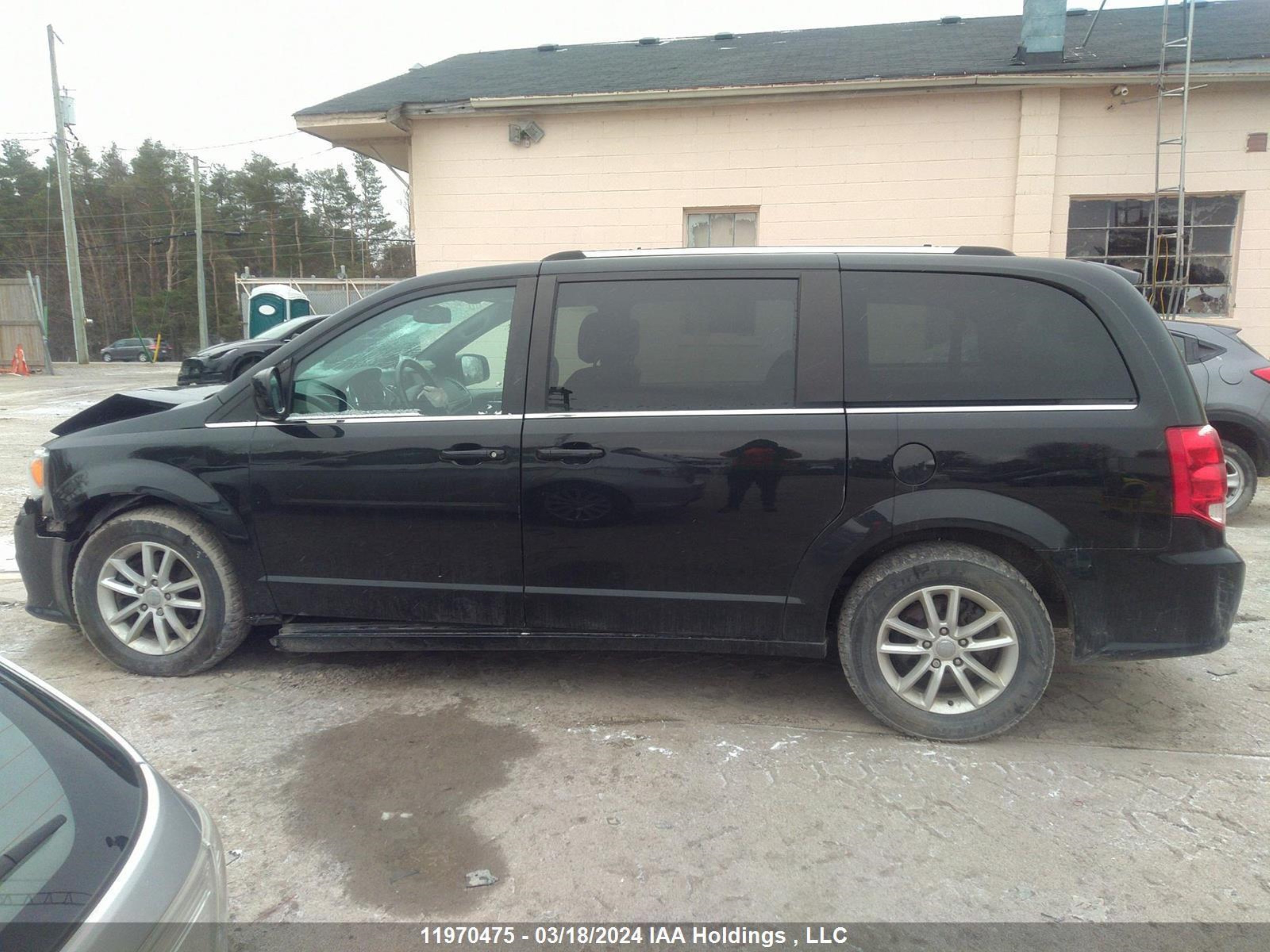 Photo 13 VIN: 2C4RDGBG9KR719030 - DODGE CARAVAN 