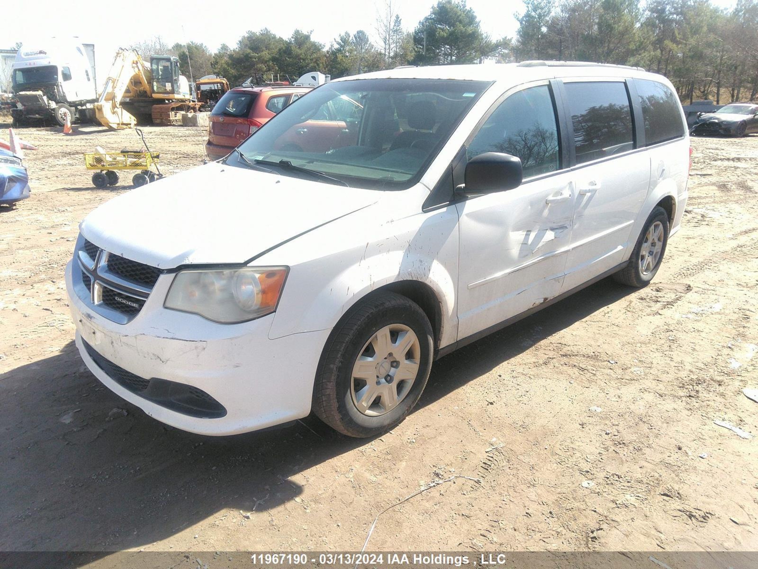 Photo 1 VIN: 2C4RDGBGXCR102611 - DODGE CARAVAN 