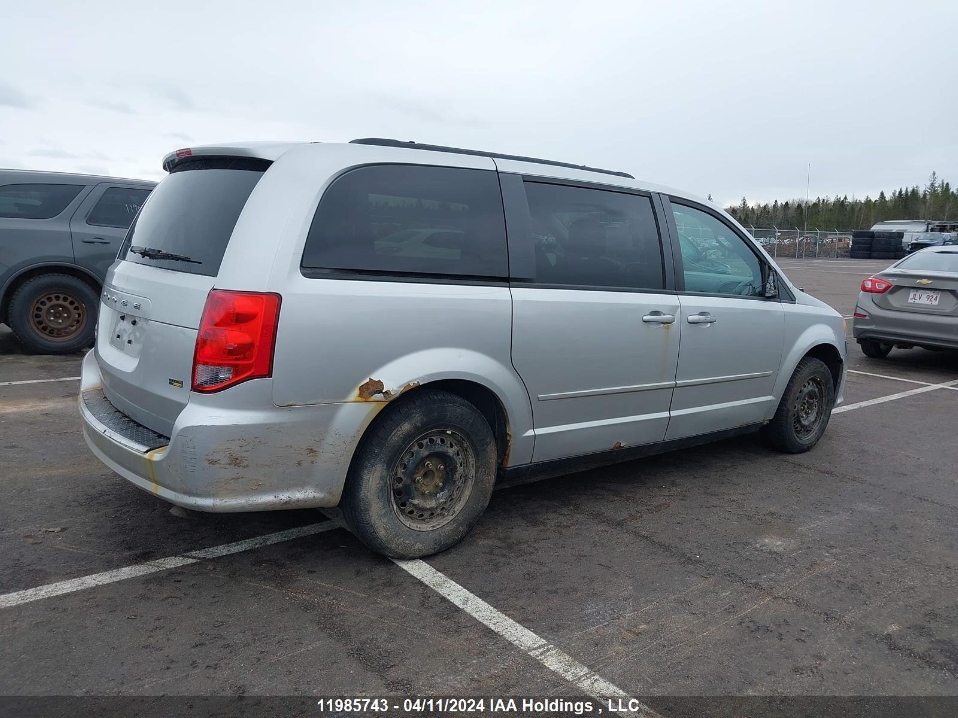 Photo 3 VIN: 2C4RDGBGXCR253724 - DODGE CARAVAN 