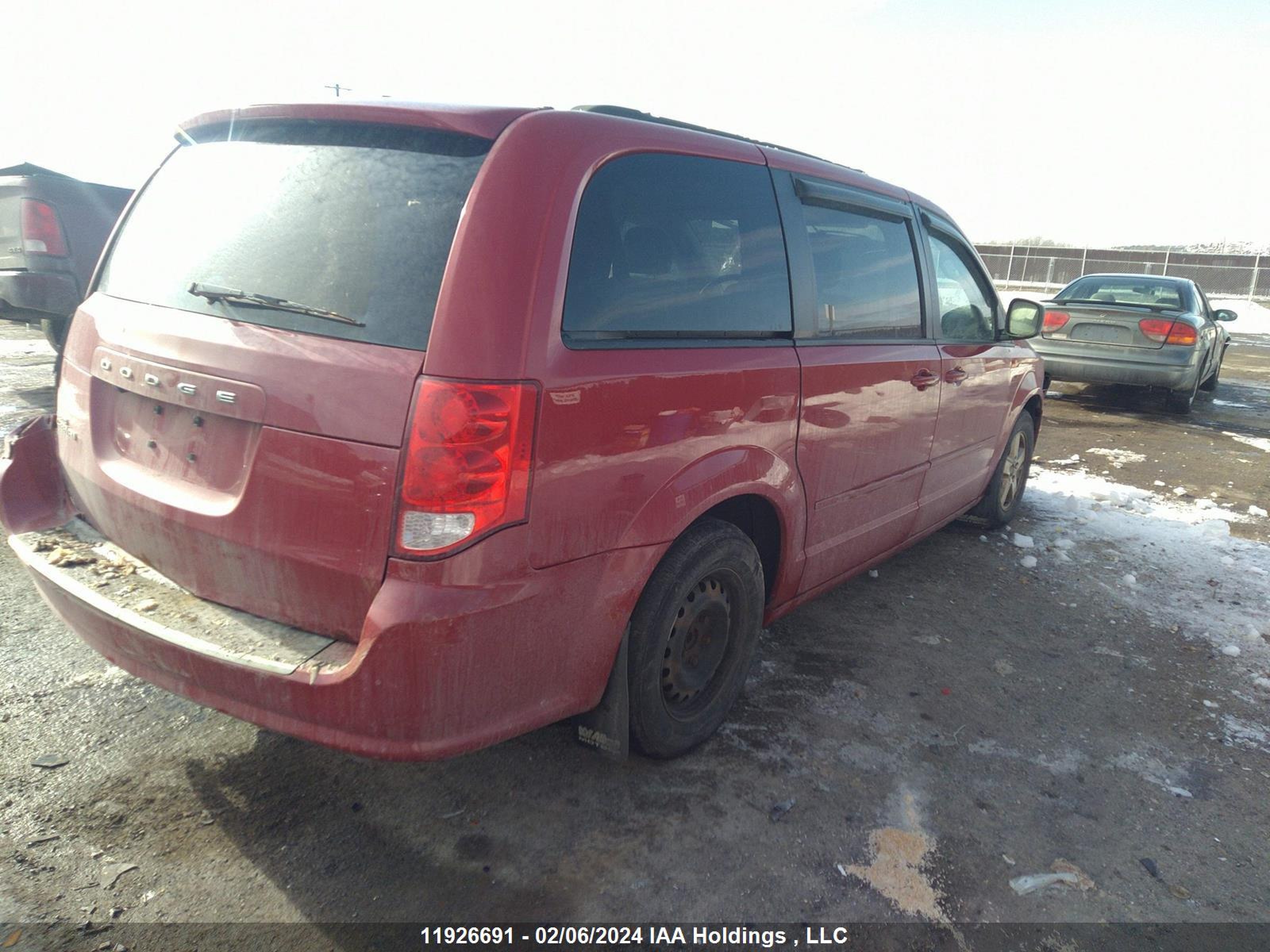 Photo 3 VIN: 2C4RDGBGXCR350213 - DODGE CARAVAN 