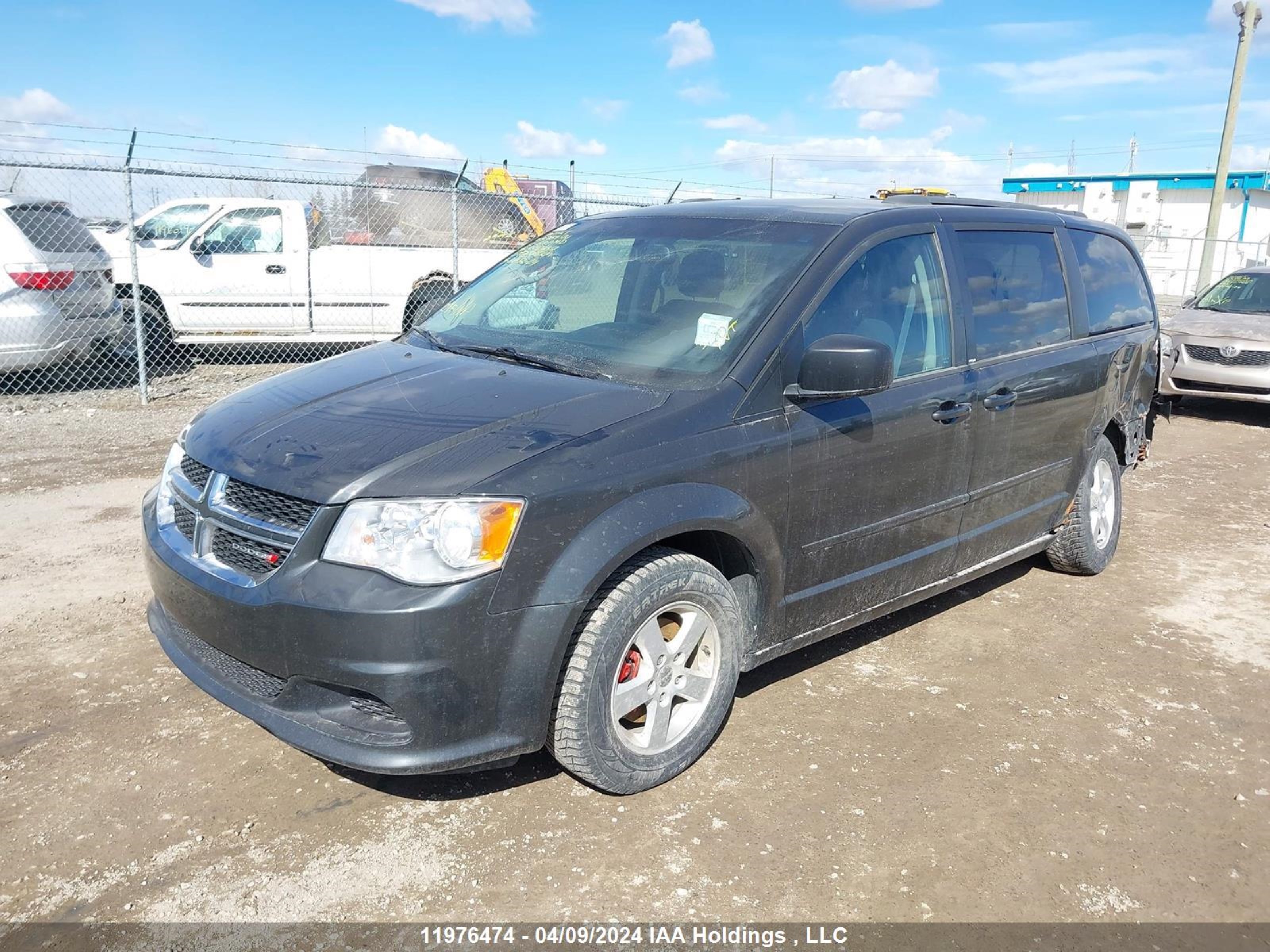 Photo 1 VIN: 2C4RDGBGXCR371367 - DODGE CARAVAN 