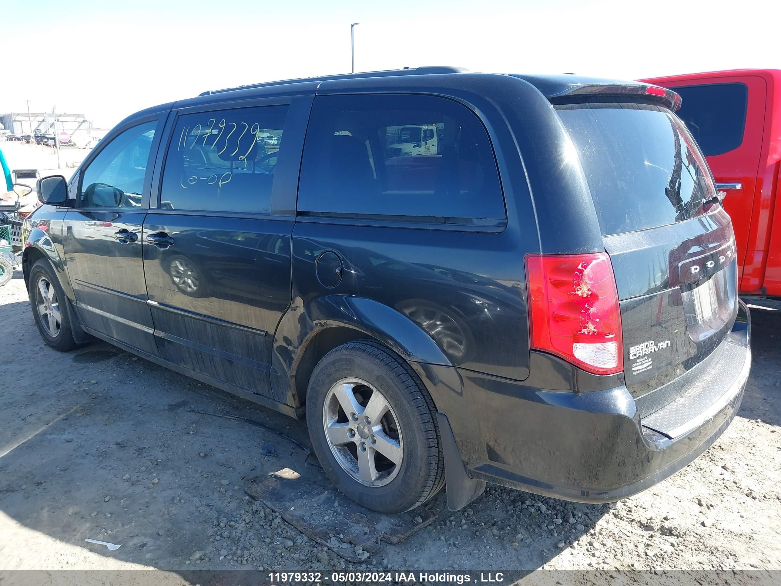 Photo 2 VIN: 2C4RDGBGXCR417067 - DODGE CARAVAN 