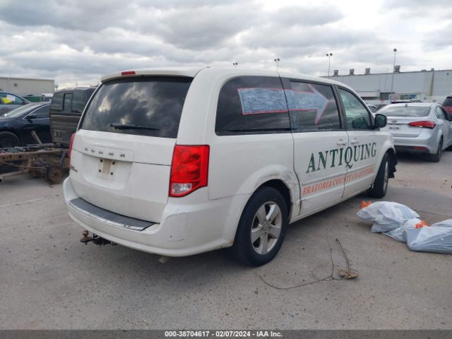 Photo 3 VIN: 2C4RDGBGXDR537372 - DODGE GRAND CARAVAN 