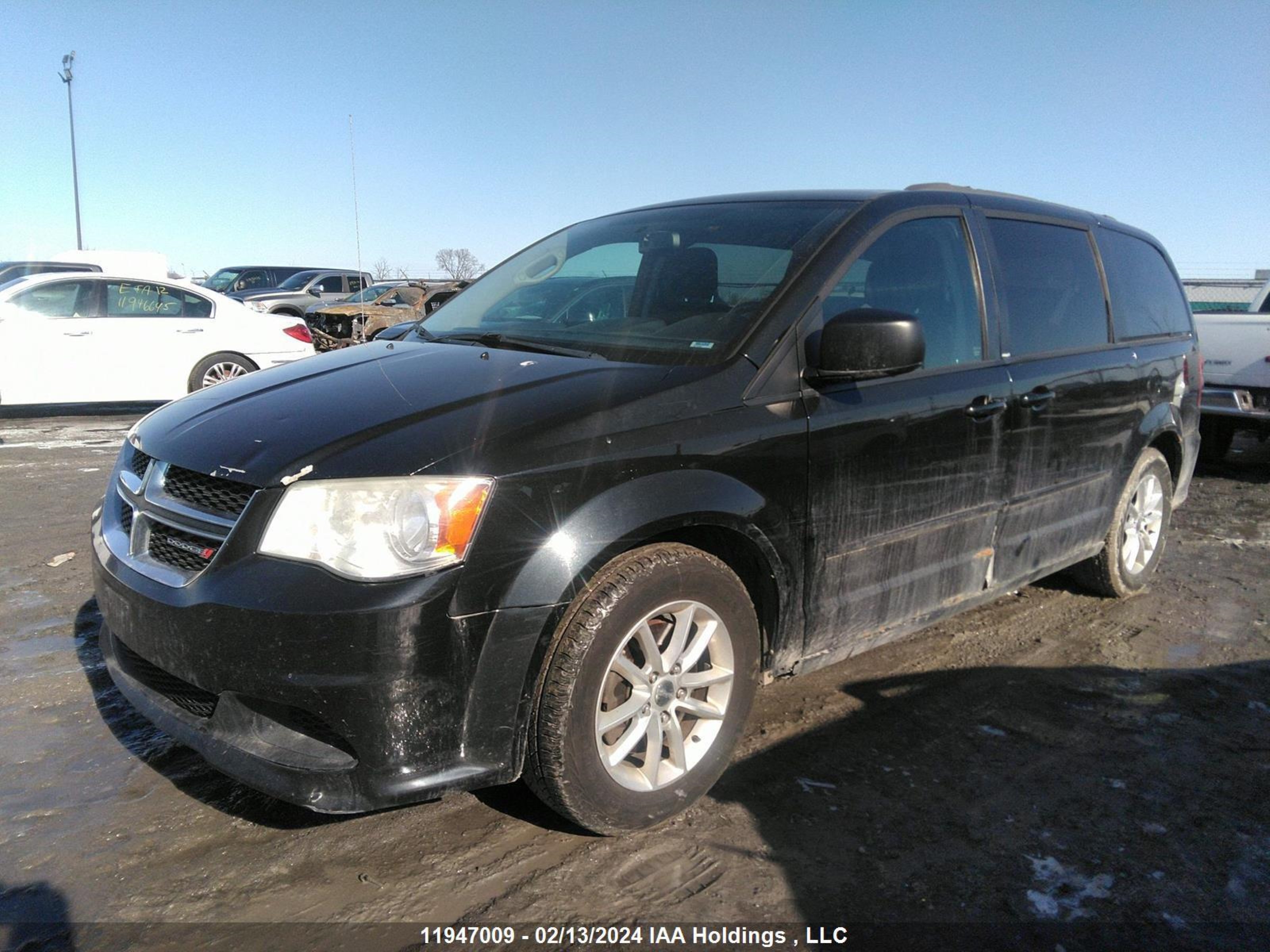 Photo 1 VIN: 2C4RDGBGXDR679382 - DODGE CARAVAN 