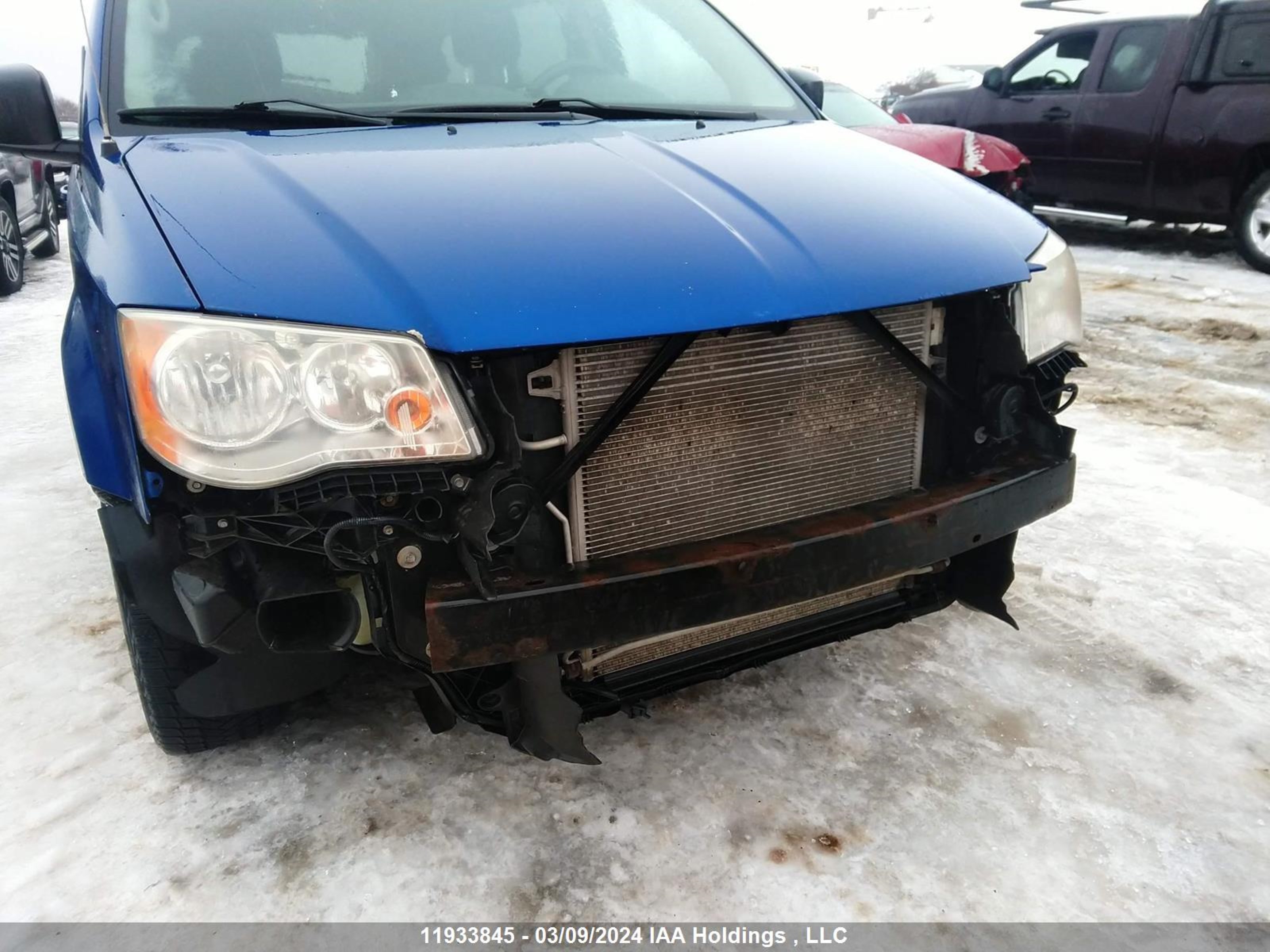 Photo 5 VIN: 2C4RDGBGXDR727530 - DODGE CARAVAN 