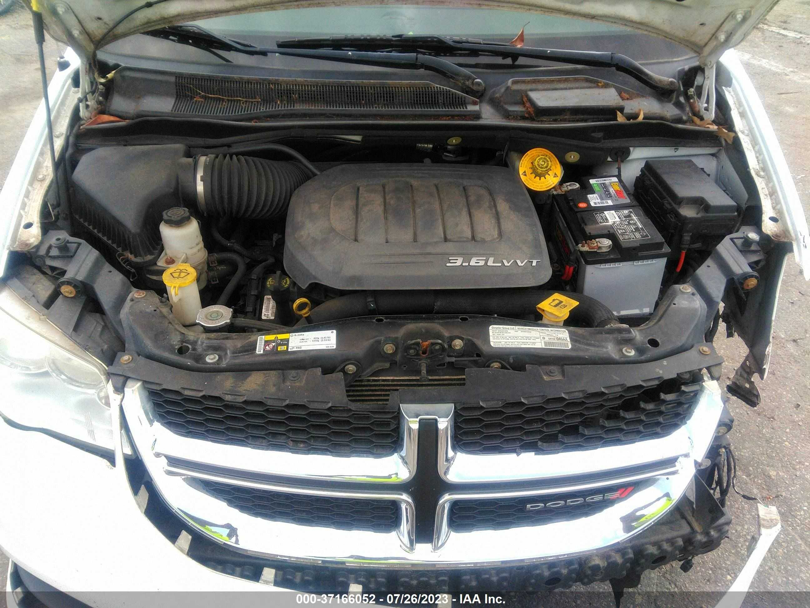 Photo 9 VIN: 2C4RDGBGXDR811704 - DODGE CARAVAN 