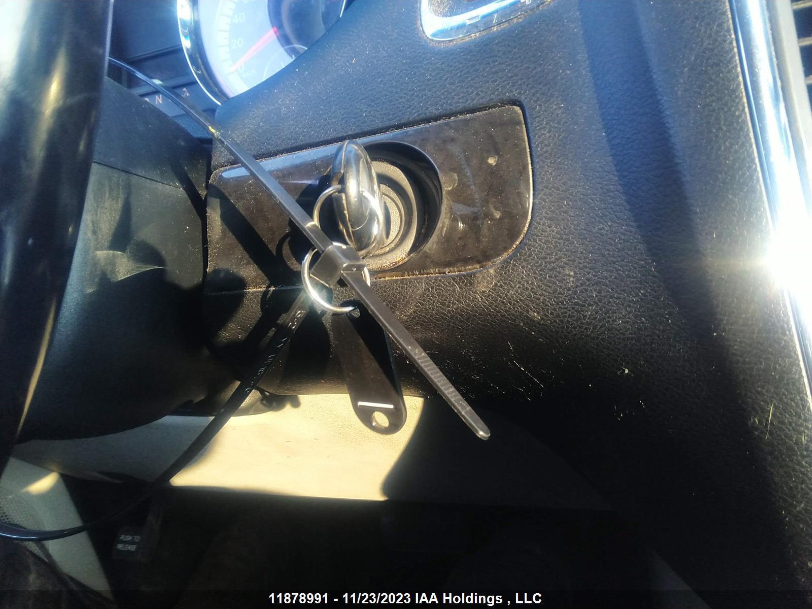 Photo 10 VIN: 2C4RDGBGXER109402 - DODGE CARAVAN 