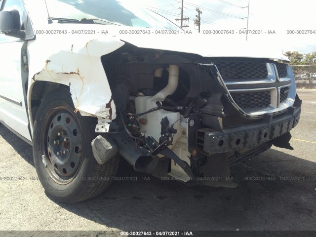 Photo 5 VIN: 2C4RDGBGXER227028 - DODGE GRAND CARAVAN 