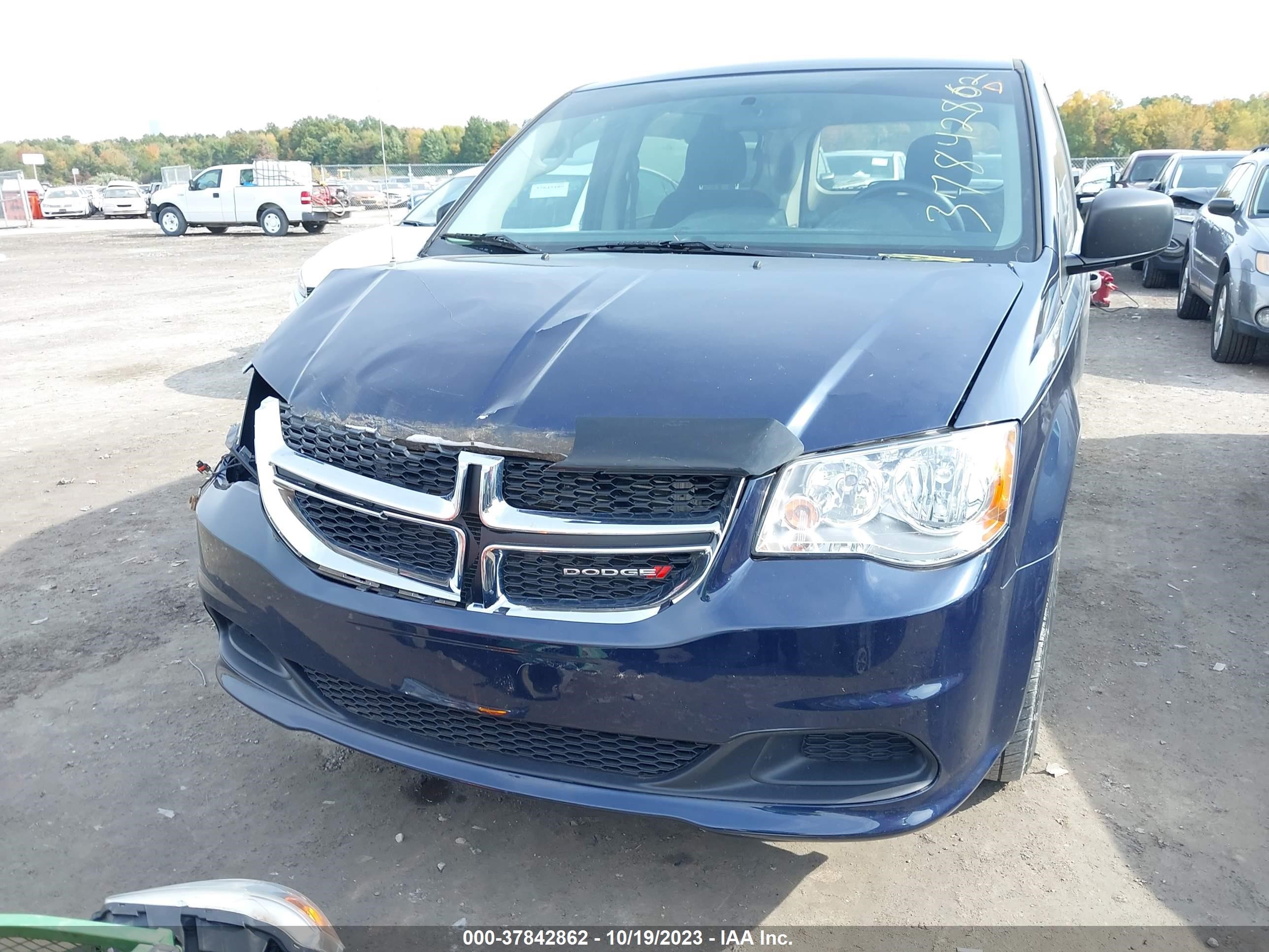 Photo 12 VIN: 2C4RDGBGXFR650192 - DODGE CARAVAN 