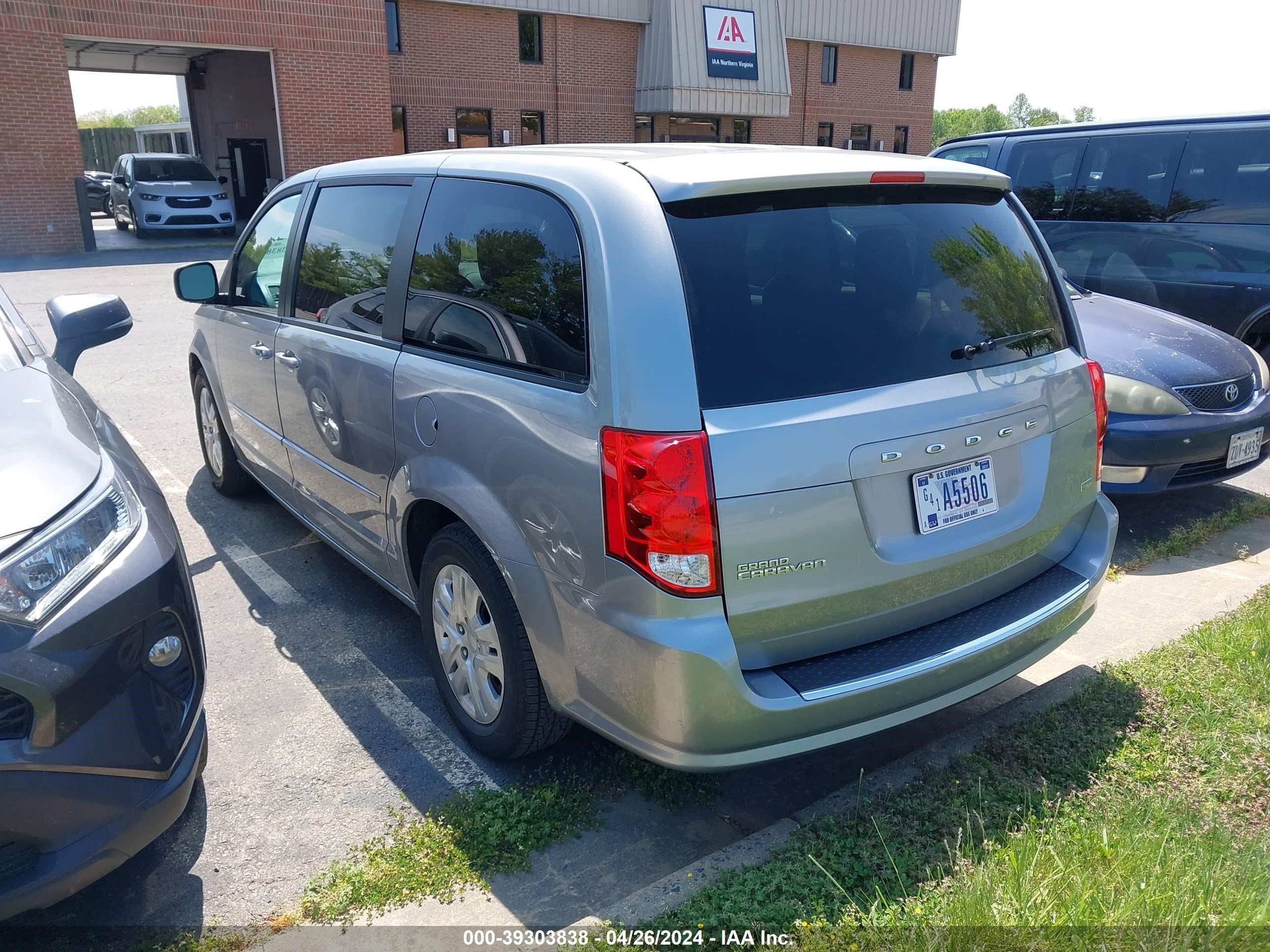 Photo 2 VIN: 2C4RDGBGXGR123013 - DODGE CARAVAN 