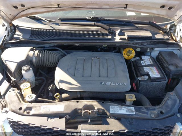 Photo 9 VIN: 2C4RDGBGXGR203654 - DODGE GRAND CARAVAN 