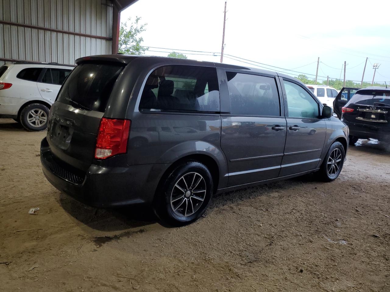 Photo 2 VIN: 2C4RDGBGXGR267418 - DODGE CARAVAN 