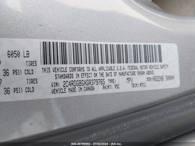 Photo 8 VIN: 2C4RDGBGXGR379765 - DODGE GRAND CARAVAN 